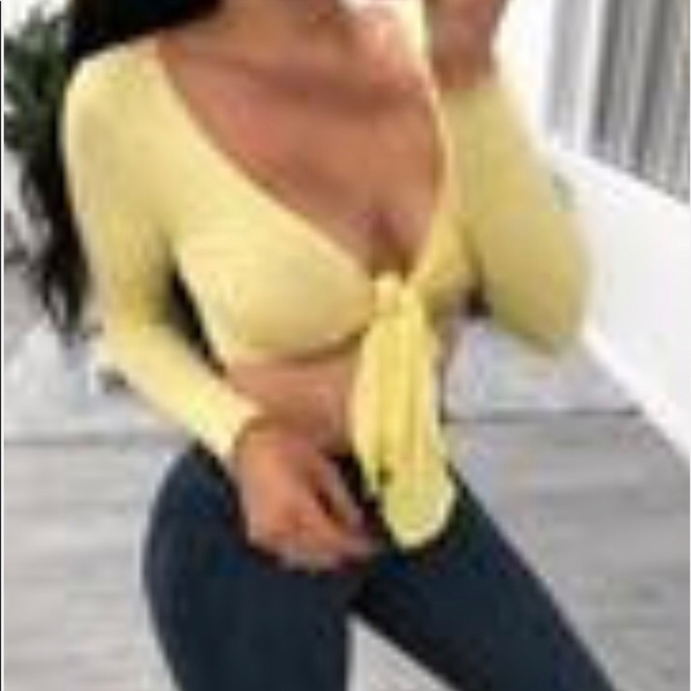 Pretty Tie Up Top